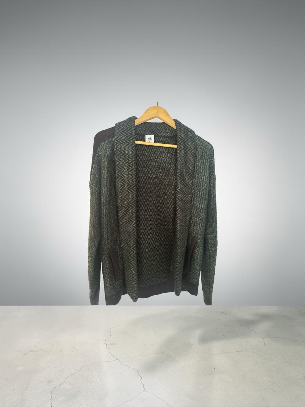 Cabi Men's Green Shawl Collar Knit Sweater.